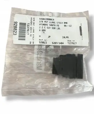 Hyundai Santa Fe Seat heating switch 936022B000CA