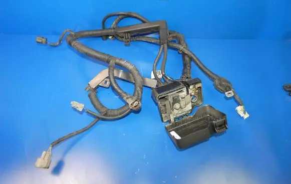 KIA Sportage Positive cable (battery) 91850-3U311