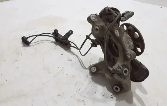 Mercedes-Benz EQC Rear wheel hub A2133503205