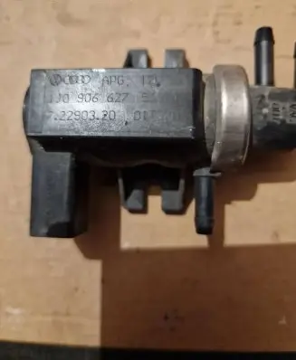 Audi A6 S6 C5 4B Turbo solenoid valve 1J0906627 72290320