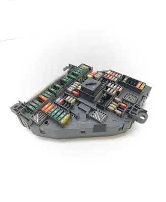 BMW 7 F01 F02 F03 F04 Fuse module 9210857