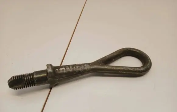Chrysler Voyager Towing hook eye 