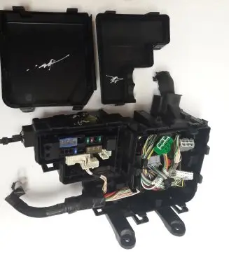 Renault Kadjar Fuse box set 403888820R
