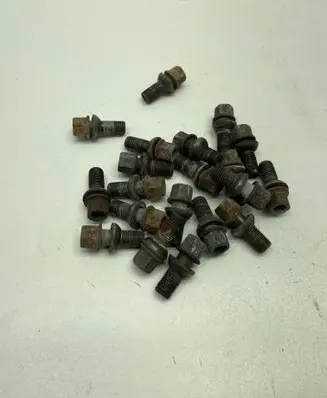 Audi A4 S4 B6 8E 8H Nuts/bolts 
