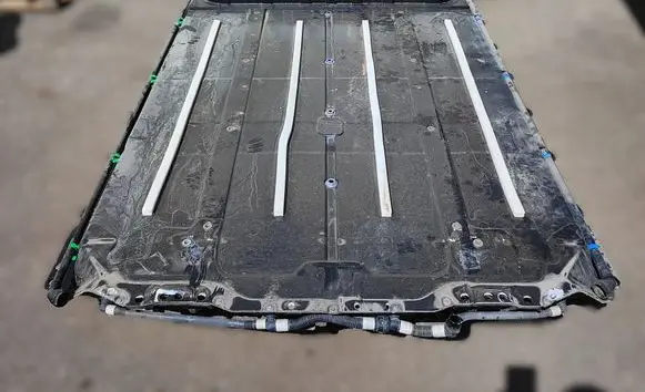 Tesla Model 3 Hybrid / electric car battery 110442900N