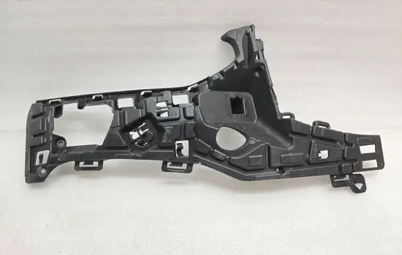 Volvo S90, V90 Front bumper mounting bracket 31383238