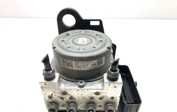 Volkswagen Golf VII ABS Pump 3Q0614517F