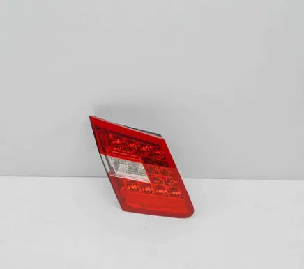 Mercedes-Benz E W212 Tailgate rear/tail lights A2129060358