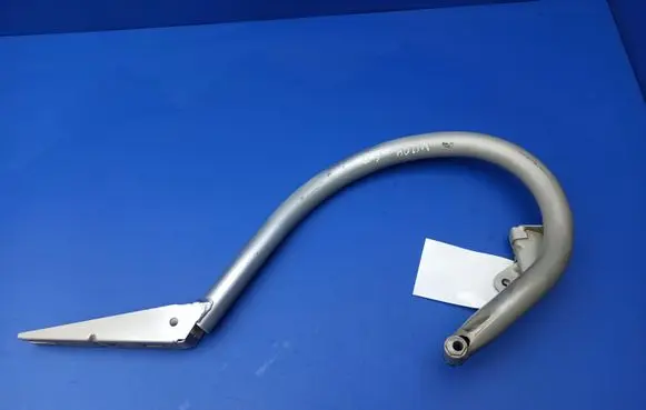 Mercedes-Benz C W204 Tailgate/trunk/boot hinge A2047500X28