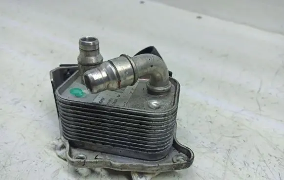 BMW 3 E46 Engine oil radiator 