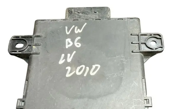 Volkswagen PASSAT B6 Power management control unit 8K0959663 8K0959663A