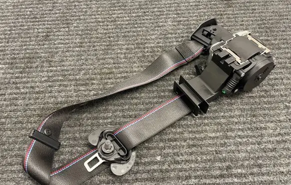 BMW i4 Front seatbelt 636608900E 643670900 23B263CA