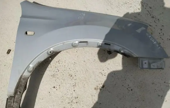 Nissan Qashqai Fender pilkas