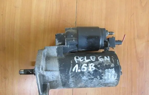 Volkswagen Polo III 6N 6N2 6NF Starter motor 085911023J