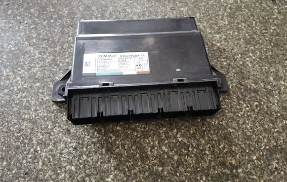 Volvo XC60 Comfort/convenience module 8G9N19G481AA