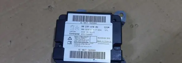 Peugeot 3008 II Airbag control unit/module 9823741880