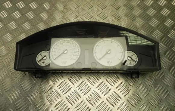 Chrysler 300 - 300C Speedometer (instrument cluster) A2C53132114 B862