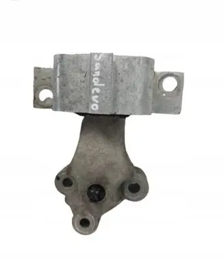 Dacia Sandero Engine mount bracket
