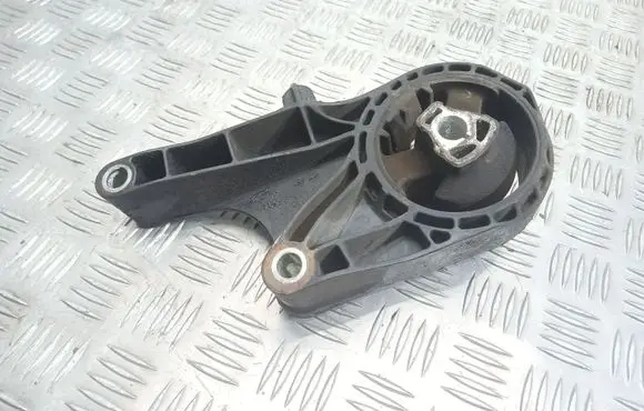 Opel Insignia A Engine mount bracket 13227762