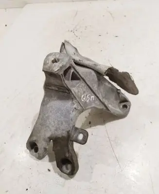 Audi Q5 SQ5 Engine mounting bracket 8K9199368