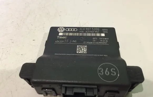 Volkswagen PASSAT CC Gateway control module 3C0907530Q 3C0907951