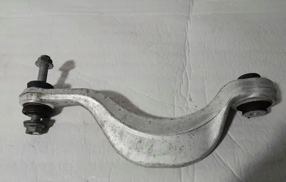 BMW X6 M Rear control arm 6878021
