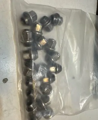 Ford Mustang VI Nuts/bolts 