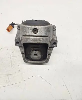 Audi Q5 SQ5 8R Engine mount bracket 8K0199381