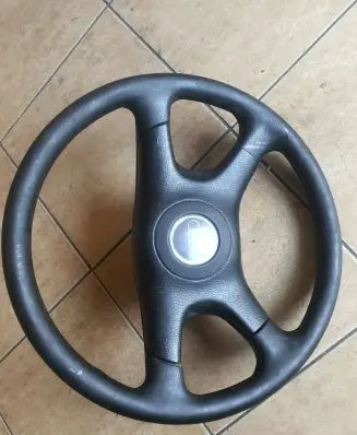 Audi A4 S4 B5 8D Steering wheel 8a0491091 8a0124