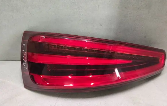 Audi Q3 8U Rear/tail lights 8U0945093A