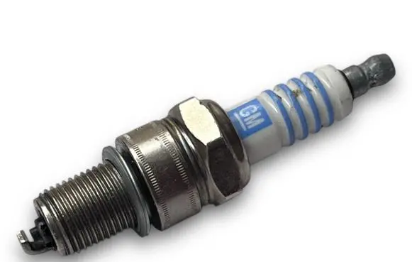 Opel Corsa E Spark plug S646 90512989
