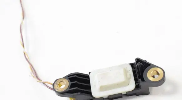 Mercedes-Benz CLS C219 Airbag deployment crash/impact sensor A001820912