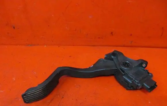 Citroen C3 Aircross Accelerator throttle pedal 3637657