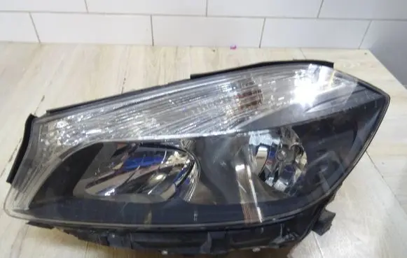 Mercedes-Benz A W176 Headlight/headlamp A1768203861