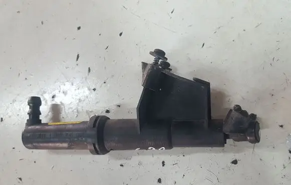 Headlight washer spray nozzle