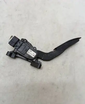 Opel Vectra C Accelerator throttle pedal 9186724CE 6PV00832200 9186724