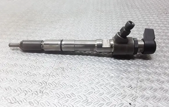 Audi A1 Fuel injector 03L130277S