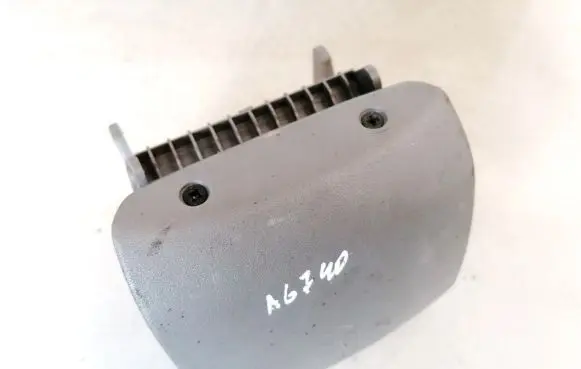 Nissan Almera Tino Cup holder 