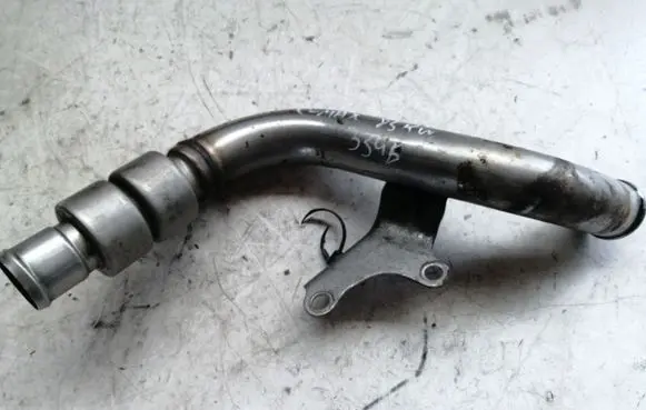 Ford C-MAX I Engine coolant pipe/hose