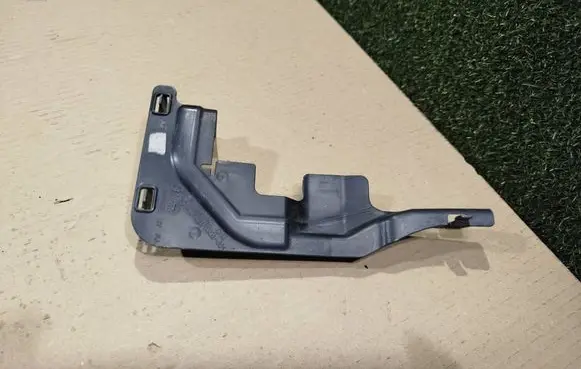 Volkswagen Crafter Intercooler air guide/duct channel 2N0121330A 2N0121330
