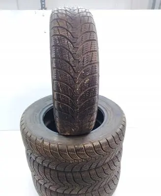 Volkswagen Golf V R15 winter tire 