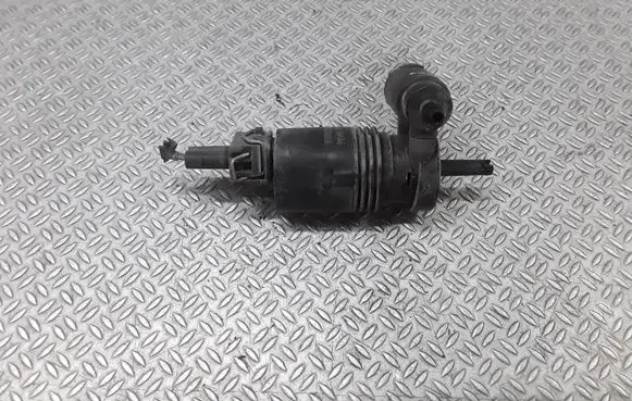 Nissan Micra Windscreen/windshield washer pump