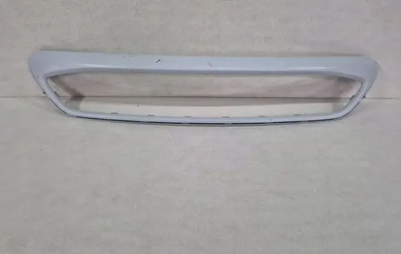 Ford Kuga II Front bumper lower grill GV4417F771V