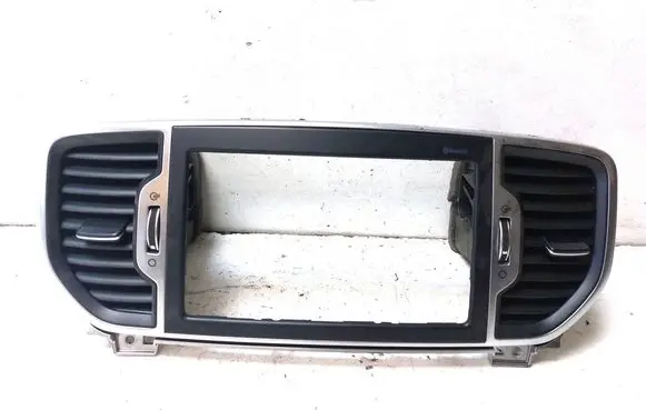 Dash center air vent grill