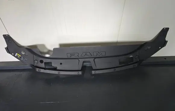 Ram 1500 DT Radiator trim 68294551AC