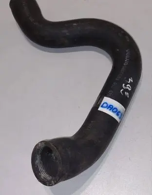 Volvo S60 Engine coolant pipe/hose 08671393
