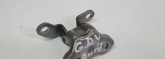 Toyota Auris E180 Rear door upper hinge