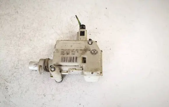 Volkswagen Golf IV Central locking motor 3b0810773a 3b0959782
