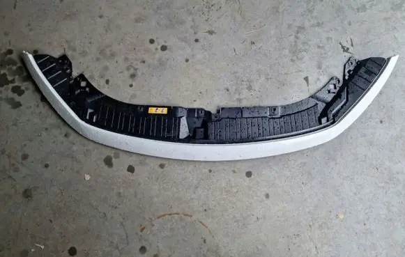 Mercedes-Benz EQA Front bumper