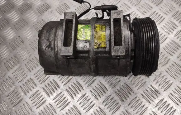 Volvo V70 Air conditioning (A/C) compressor (pump) 9171996 085D485545